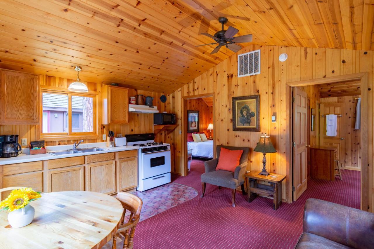 Lake Creek Lodge Camp Sherman Exterior photo